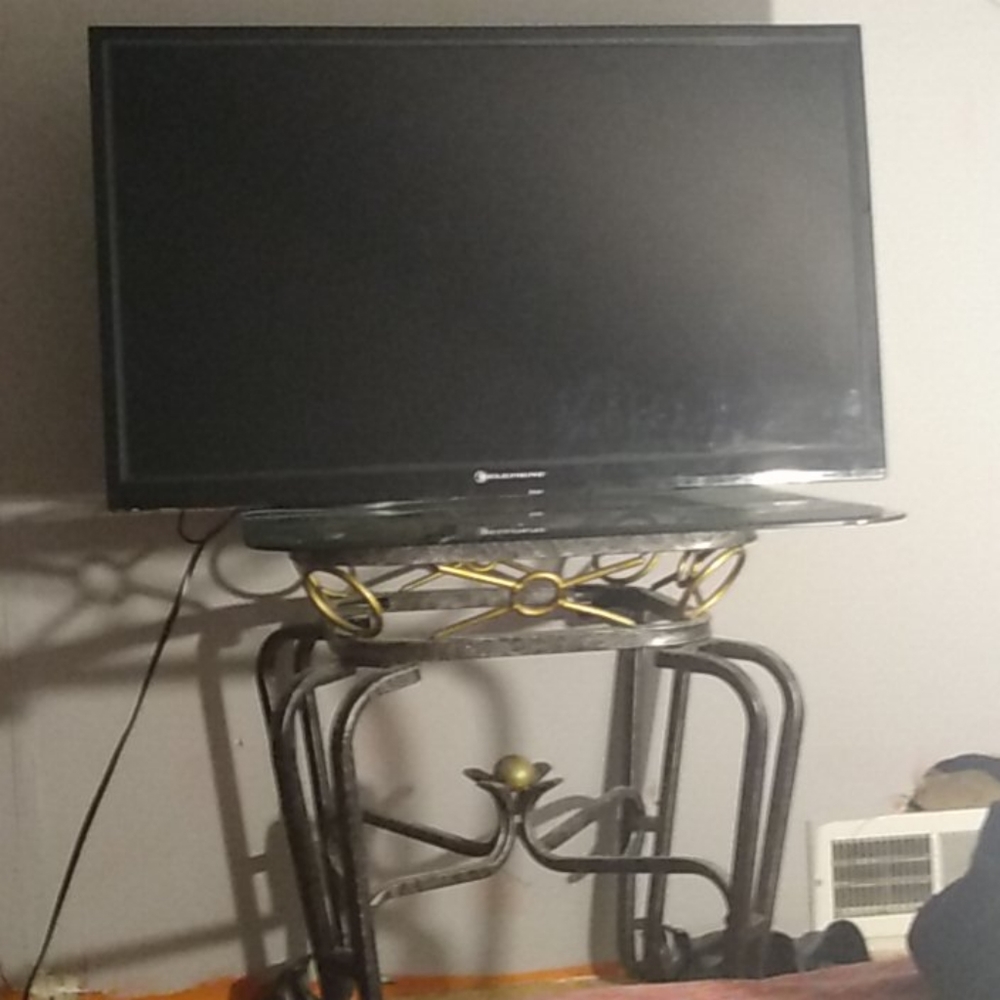 A element tv